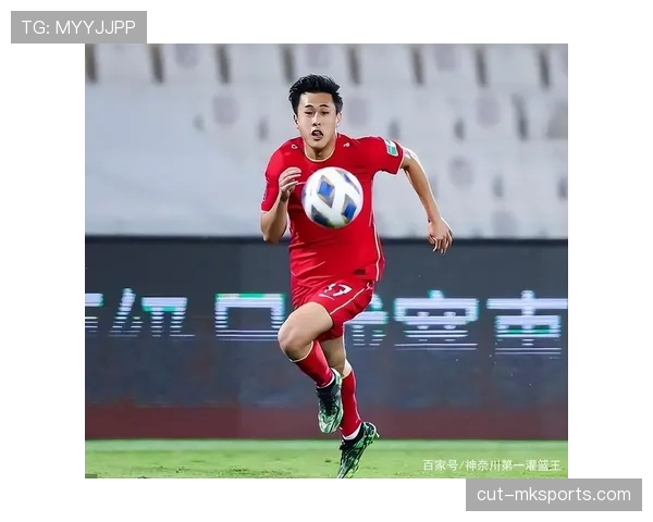 戴伟浚表现稳健助深足开启赛季新篇章