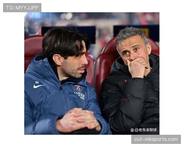 恩里克战术隐忧显现,球队防线漏洞亟待填补引发关注 恩里克战术隐忧显现,球队防线漏洞亟待填补引发关注